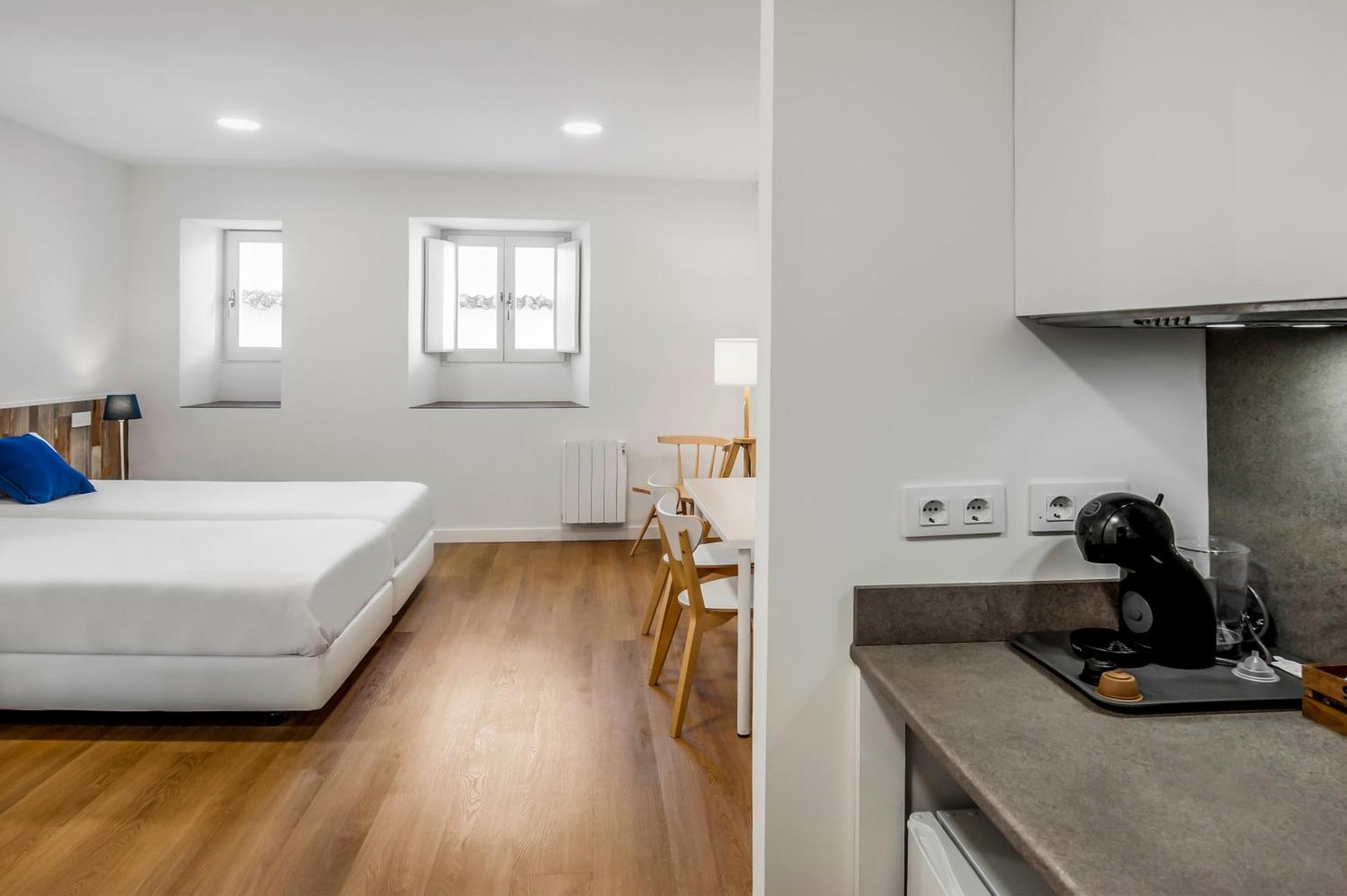Snoe Hotel Camino Do Eume Apartamentos 폰테데우메 외부 사진